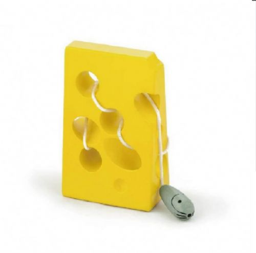 Wooden Threading Cheese with cheeky mouse Order Code 56281
